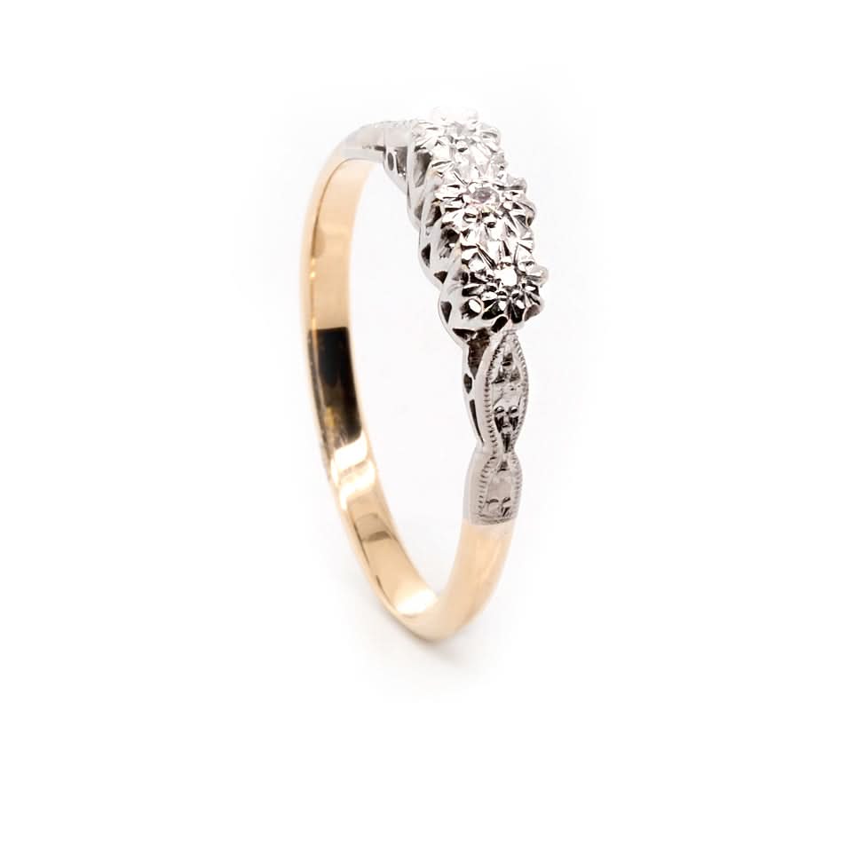 18ct Gold and Platinum Three Stone Diamond Ring C.1930 - Image 3