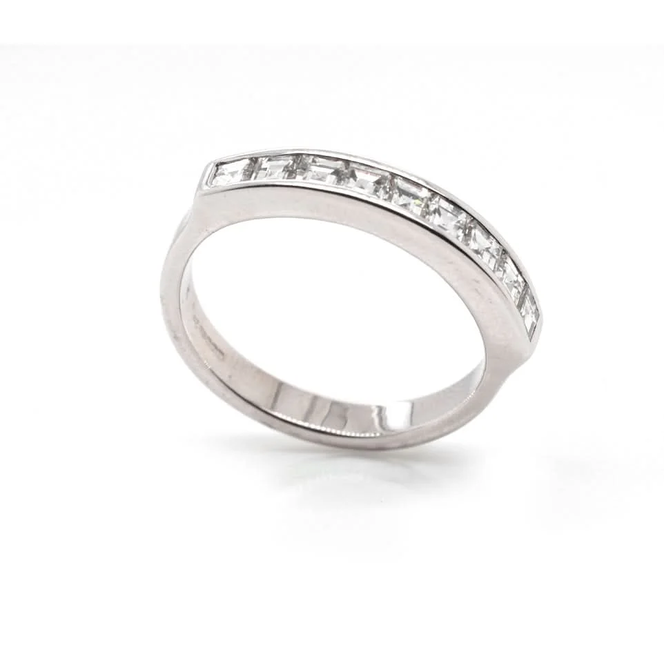 18ct White Gold Baguette Diamond Half Eternity Ring - Image 2