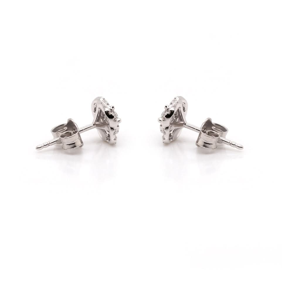 18ct White Gold Diamond Cluster Earrings - Image 3