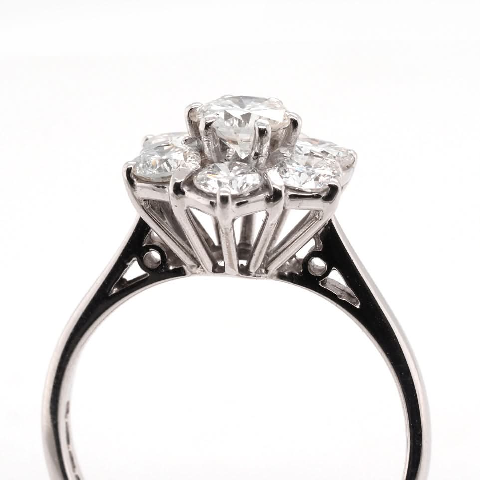 18ct White Gold Diamond Cluster Ring, 1.35cts - Image 3