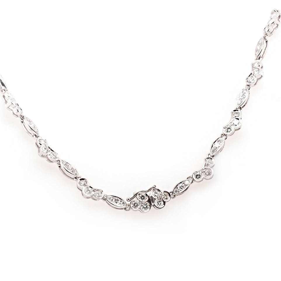 18ct White Gold Ornate Diamond and Ruby Necklace - Image 2