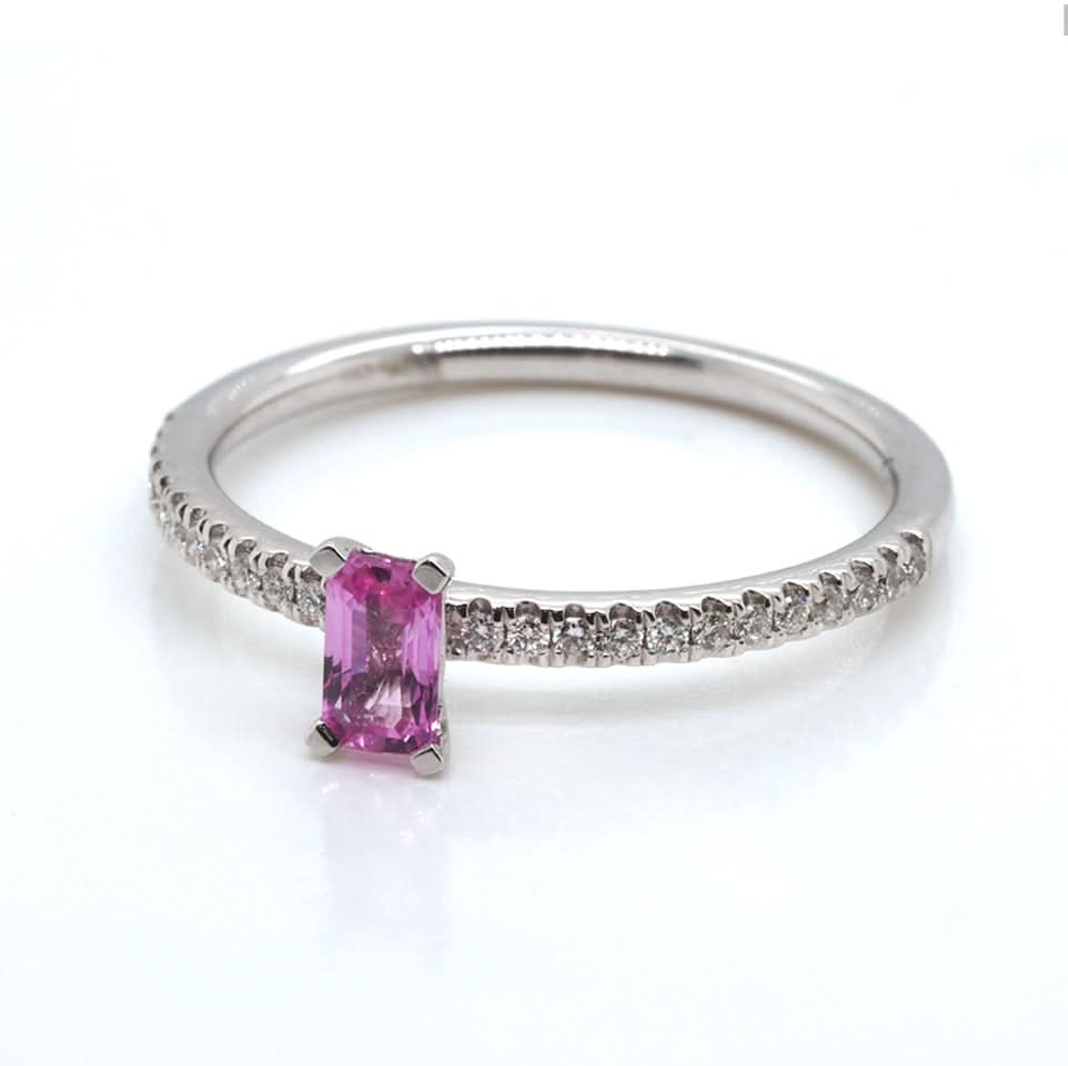 18ct White Gold Pink Sapphire & Diamond Ring - Image 2