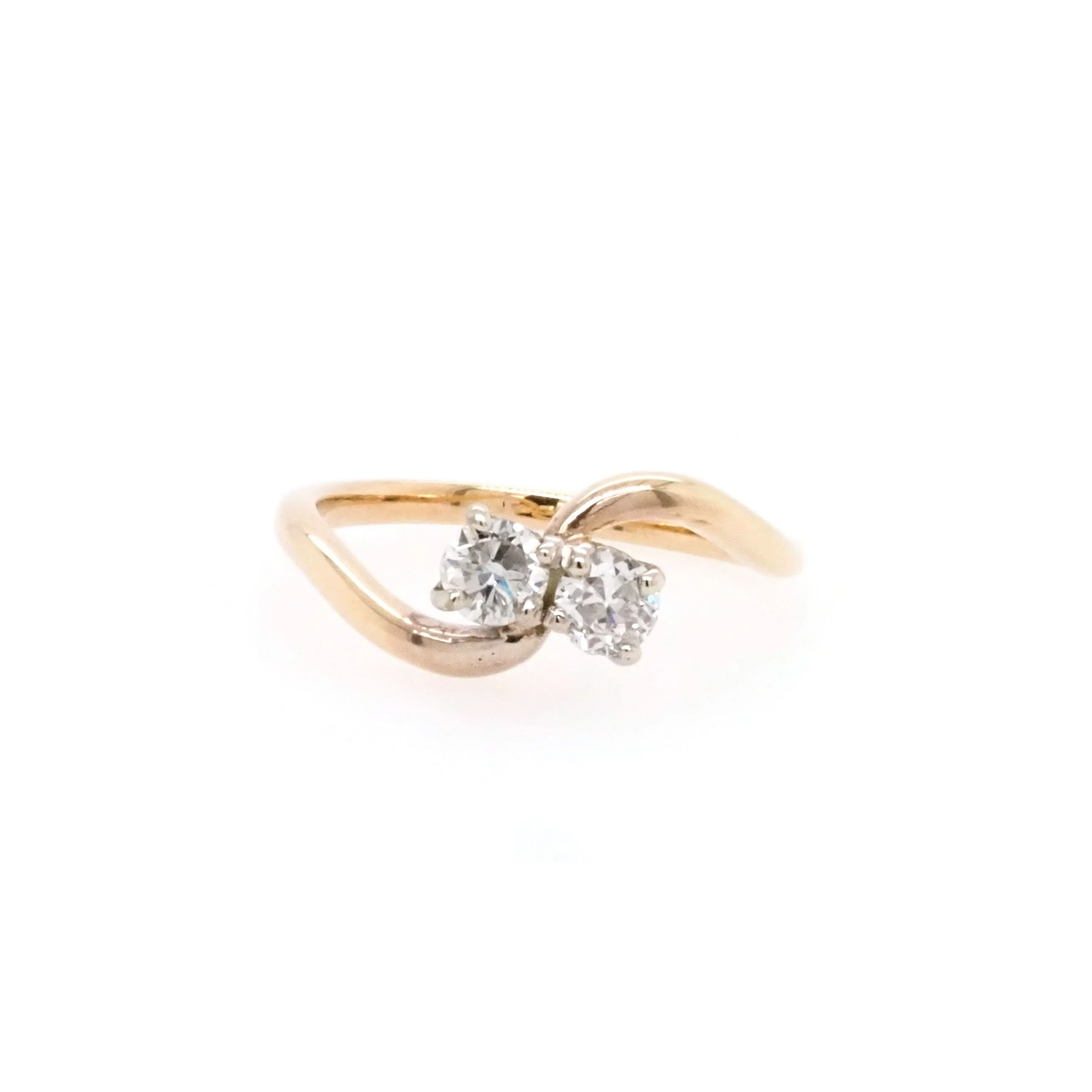 18ct Yellow Gold 2-Stone Diamond Crossover Ring - Image 2