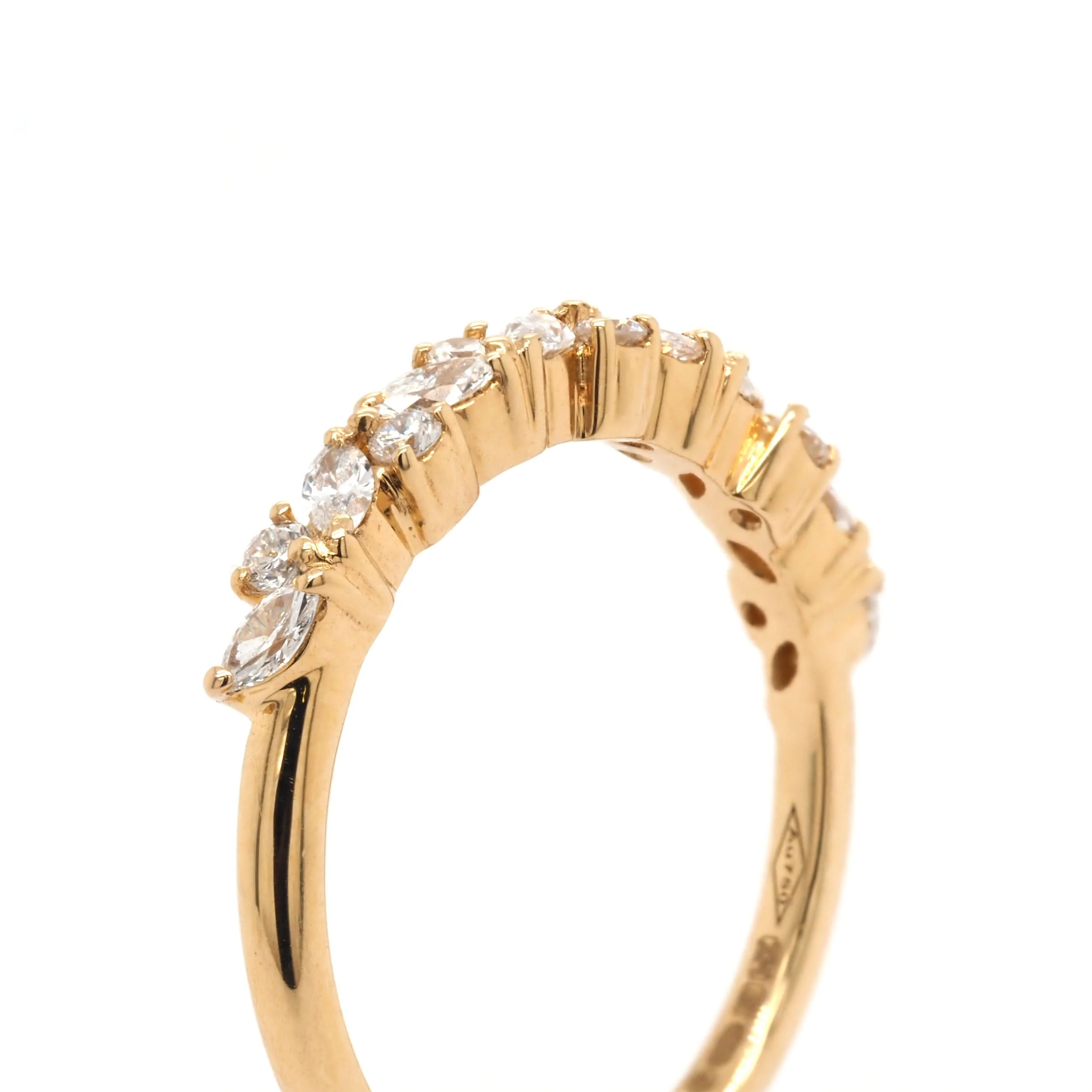 18ct Yellow Gold Alternating Diamond Half Eternity Ring, 0.39ct - Image 3