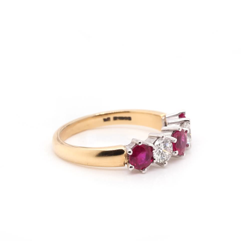 18ct Yellow Gold Alternating Ruby and Diamond 5-Stone Ring – 1.06ct Ruby, 0.53ct Diamond - Image 3