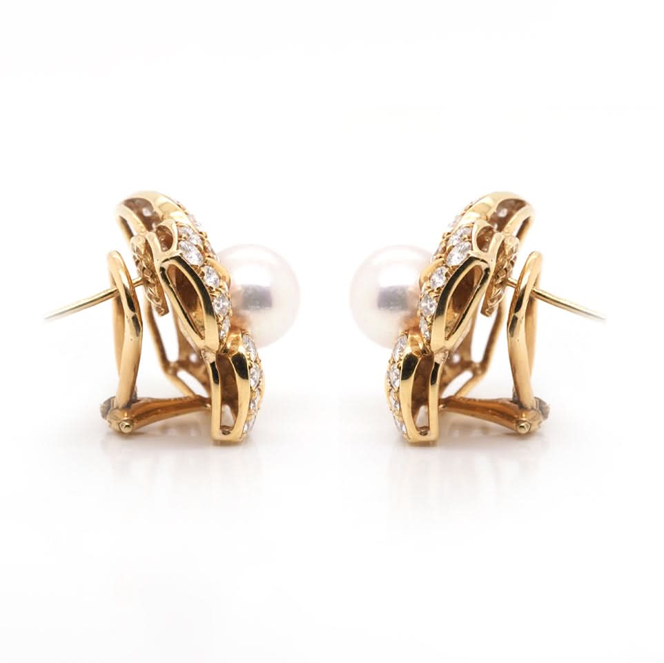 18CT Yellow Gold Pearl and Diamond Earrings - Image 2