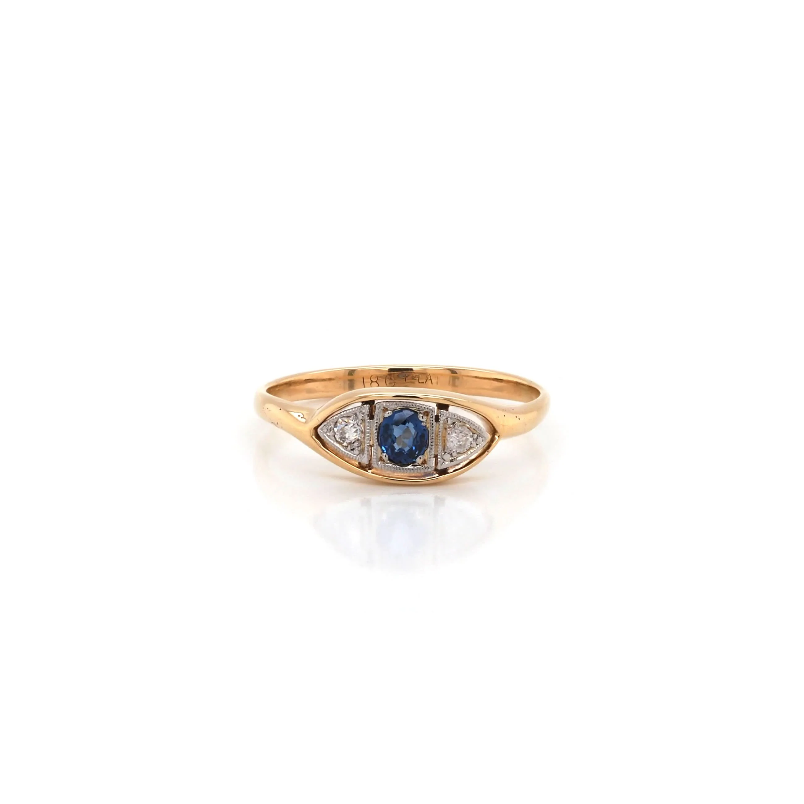 18ct Yellow Gold Sapphire and Diamond Three-Stone Eye Ring, c.1920 - Image 2