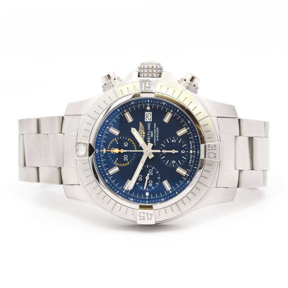 Breitling Chrono Avenger Men's Watch – Steel, Automatic Chronograph - Image 2