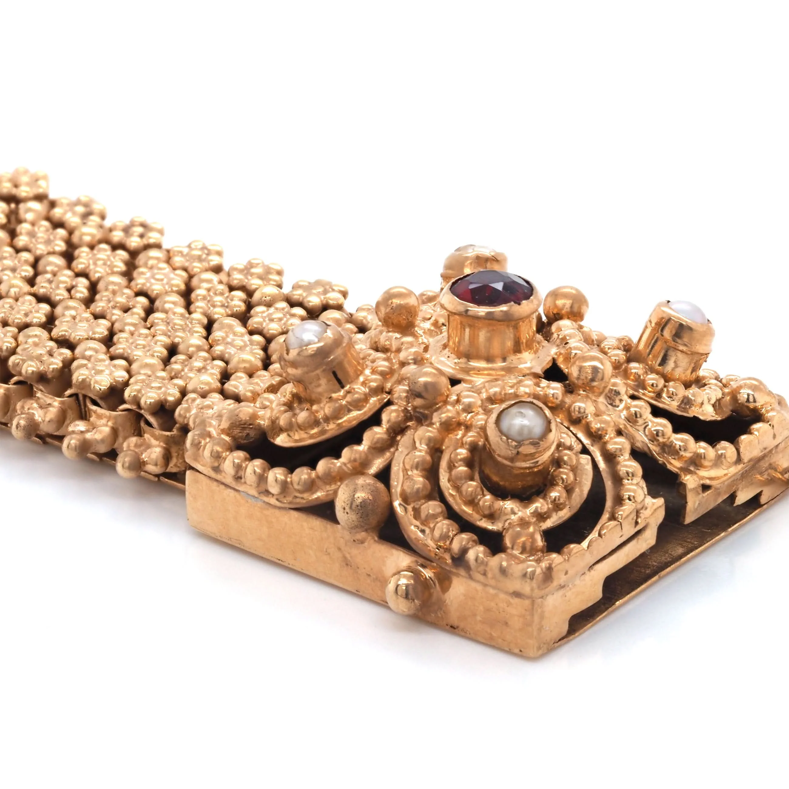19.2ct Yellow Gold Ornate Link Wide Bracelet with Red Stone and Seed Pearl Set Clasp - Image 3