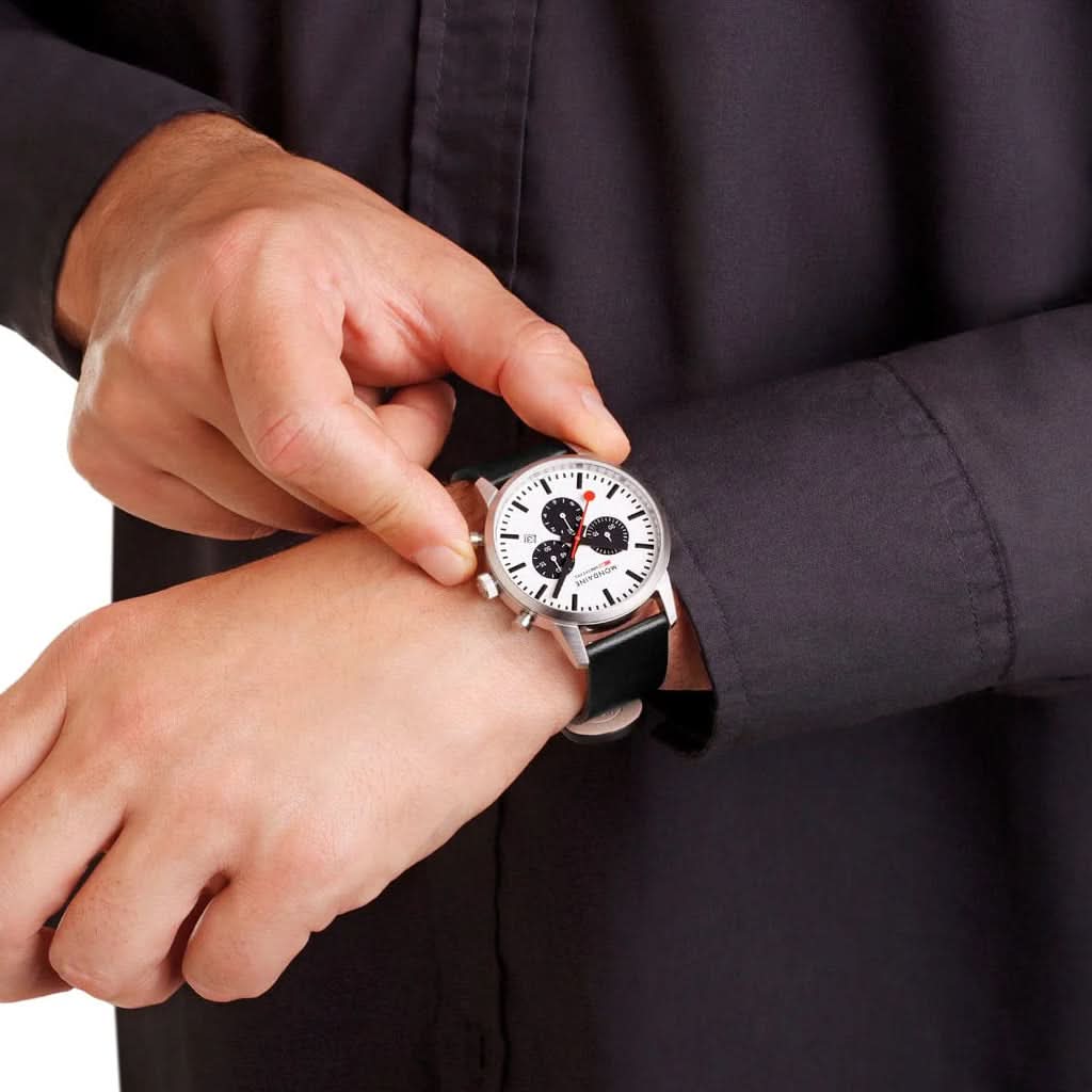 Mondaine Neo Quartz Chronograph Date Watch MSD.41410.LBV - Image 2