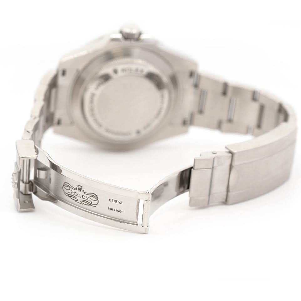 Rolex Sea-Dweller – Stainless Steel, 40mm Full Set – Rare Transitional Model - Image 3