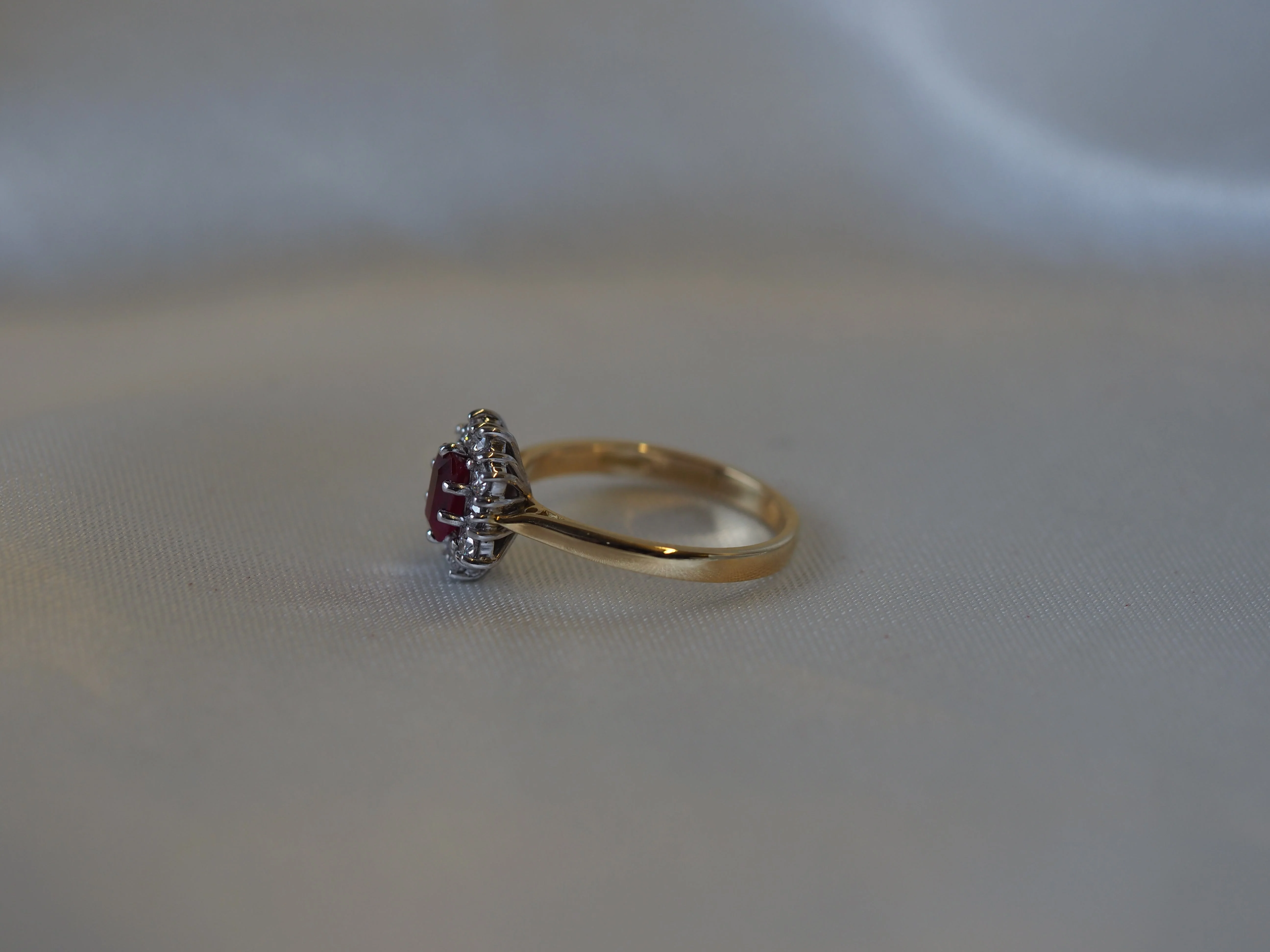 Ruby and Diamond Cluster Ring in 18ct Yellow Gold - Image 4