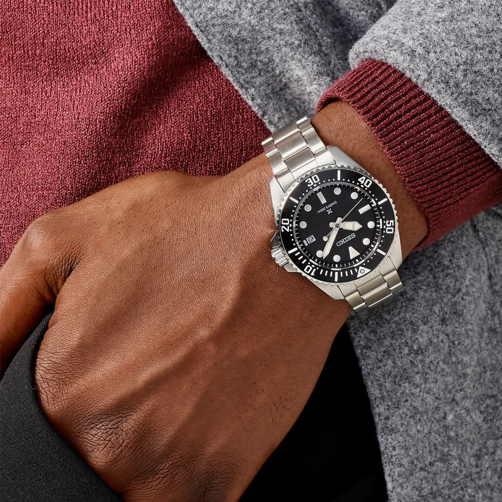 Seiko Prospex Solar Diver’s in Pure Black SNE597P1 - Image 2